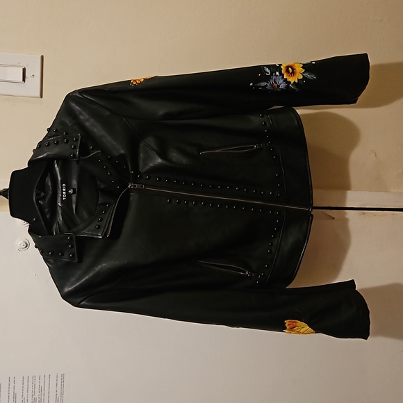 torrid Jackets & Blazers - Torrid Black Moto Jacket with Appliques